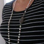 Long Pearl Necklace with Grey gate