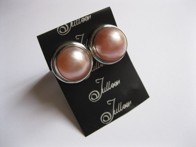 Pink Musk Mabe Pearl Earrings in Hallmarked Sterling Silver.