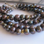 black 4 row pearl bracelet