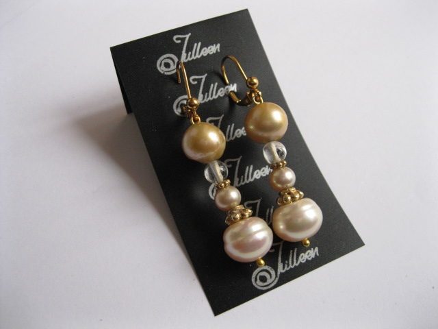 Pearl Jewellery with Gold Pearls