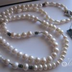 long-white-pearls-by-Julleen