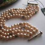 Nude-Pink-4-Row-Pearl-bracelet-Julleen-Jewels