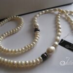 Julleen-Button-and-Oval- Pearl-Necklace- 34inch